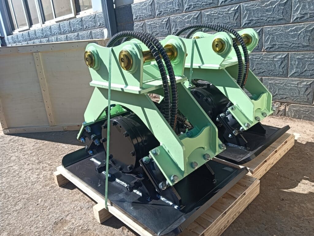 placa vibranta/compactoare excavator

